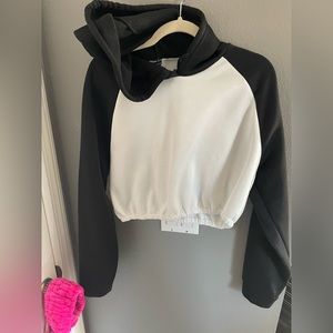 Large. SHEIN cropped hoodie. New, never worn